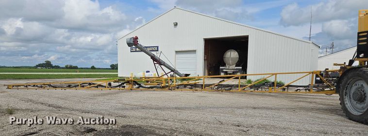 image for item EF1796 2015 RoGator RG900B sprayer