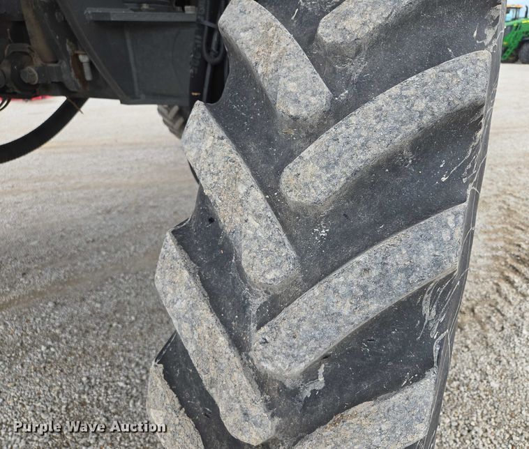 image for item EF1796 2015 RoGator RG900B sprayer