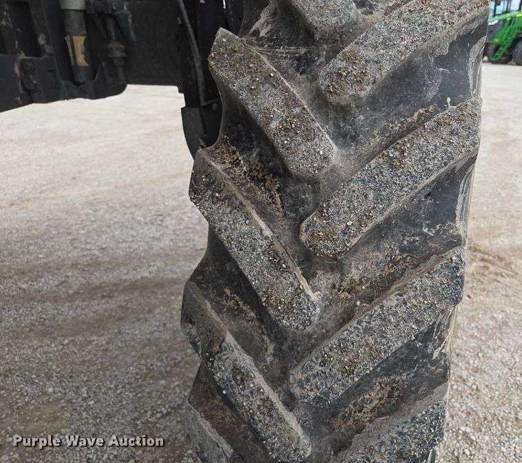 image for item EF1796 2015 RoGator RG900B sprayer