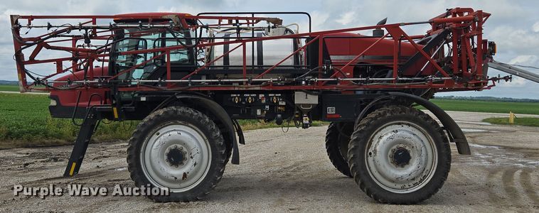 image for item EF1797 2011 Case-IH Patriot 3230 sprayer