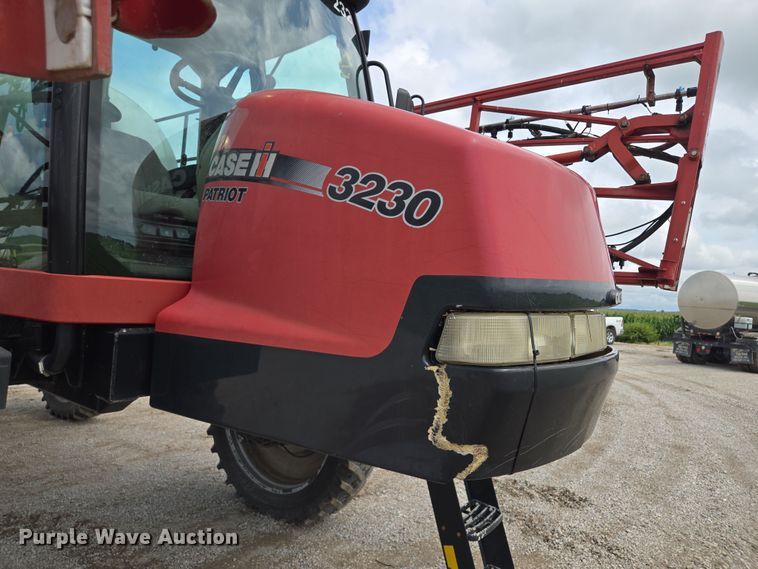 image for item EF1797 2011 Case-IH Patriot 3230 sprayer
