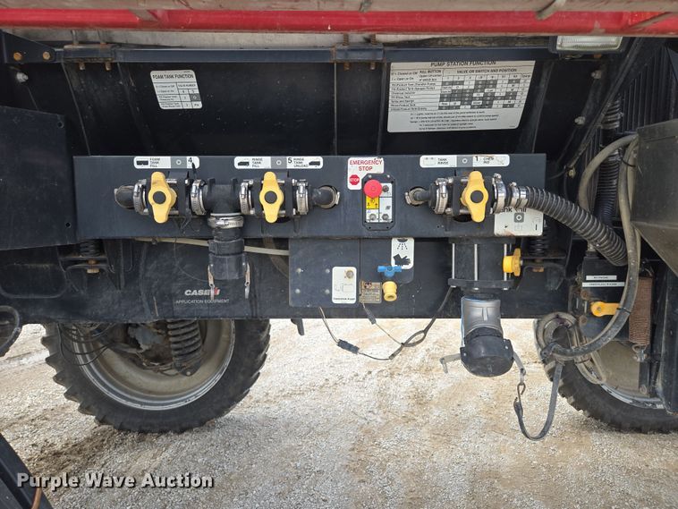 image for item EF1797 2011 Case-IH Patriot 3230 sprayer