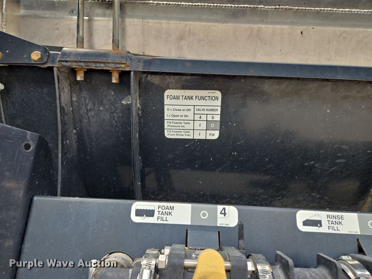 image for item EF1797 2011 Case-IH Patriot 3230 sprayer