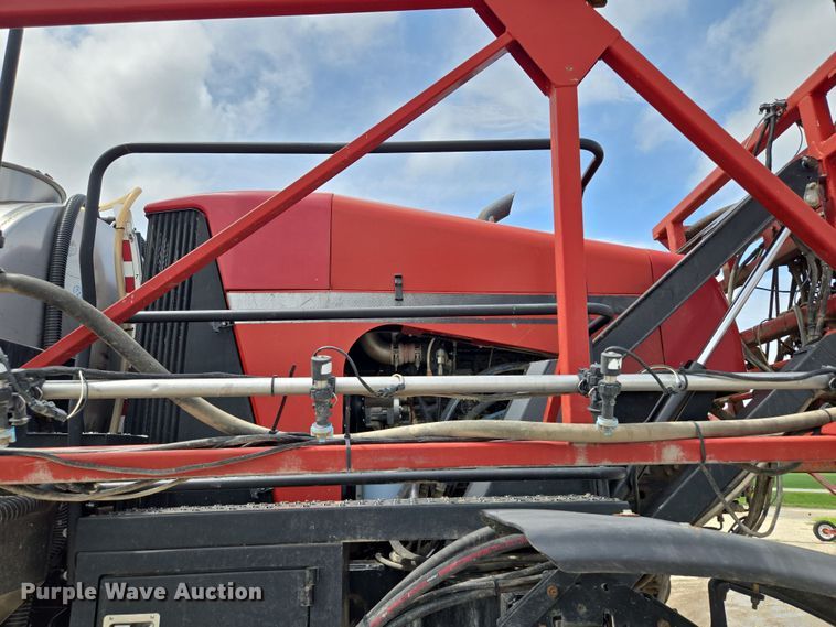 image for item EF1797 2011 Case-IH Patriot 3230 sprayer