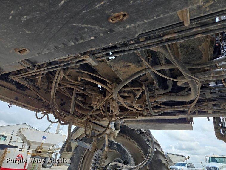 image for item EF1797 2011 Case-IH Patriot 3230 sprayer