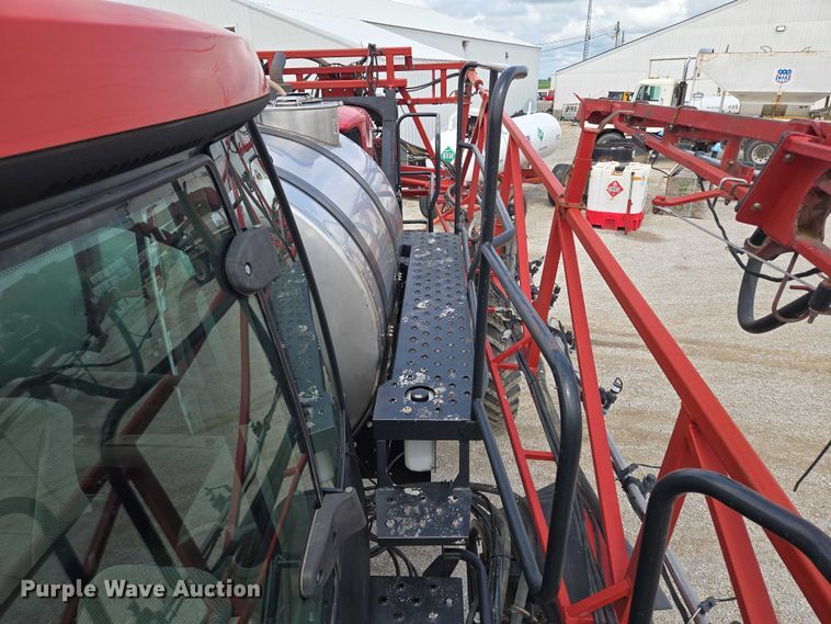 image for item EF1797 2011 Case-IH Patriot 3230 sprayer