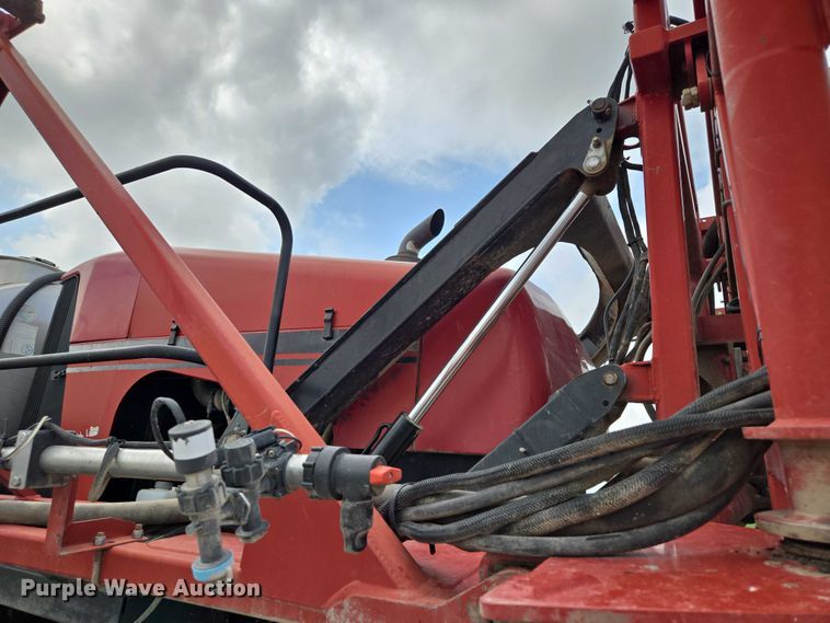 image for item EF1797 2011 Case-IH Patriot 3230 sprayer