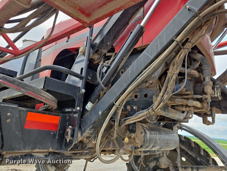 image for item EF1797 2011 Case-IH Patriot 3230 sprayer