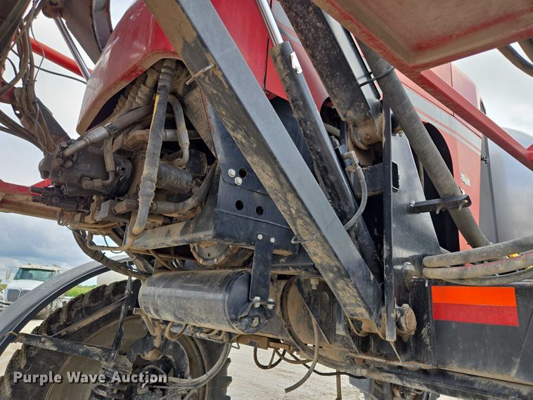 image for item EF1797 2011 Case-IH Patriot 3230 sprayer