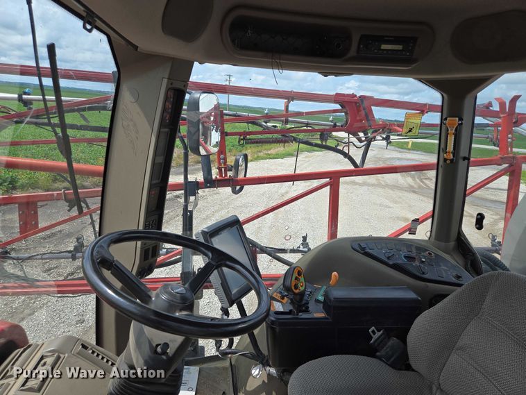 image for item EF1797 2011 Case-IH Patriot 3230 sprayer