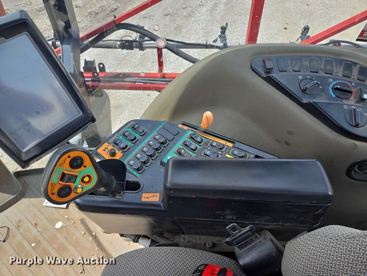 image for item EF1797 2011 Case-IH Patriot 3230 sprayer