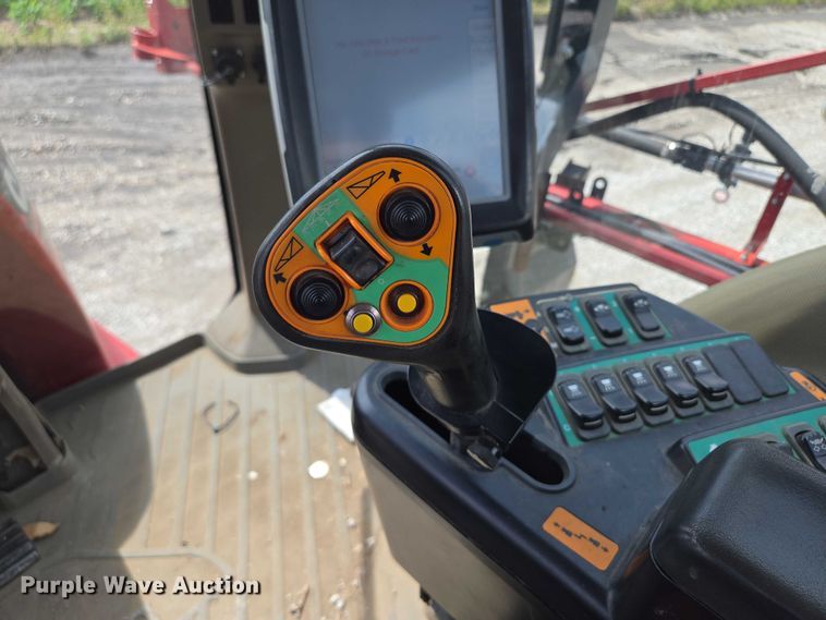 image for item EF1797 2011 Case-IH Patriot 3230 sprayer