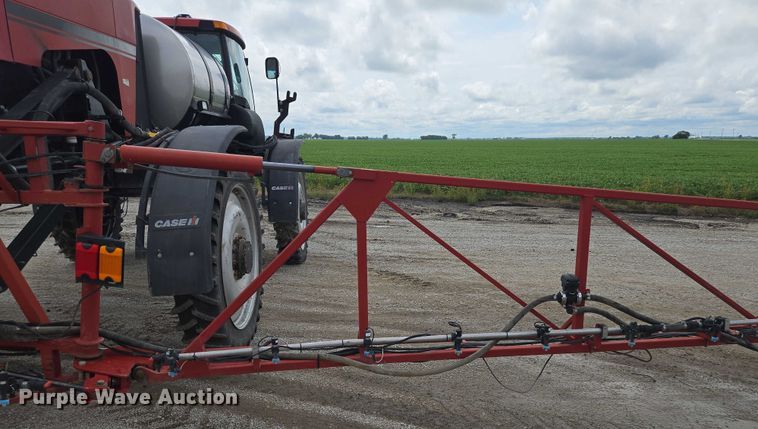image for item EF1797 2011 Case-IH Patriot 3230 sprayer