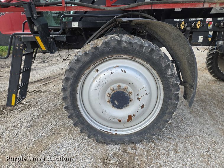 image for item EF1797 2011 Case-IH Patriot 3230 sprayer