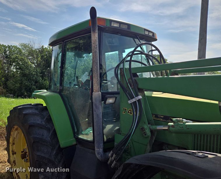 image for item EF1819 1994 John Deere 7200 MFWD tractor