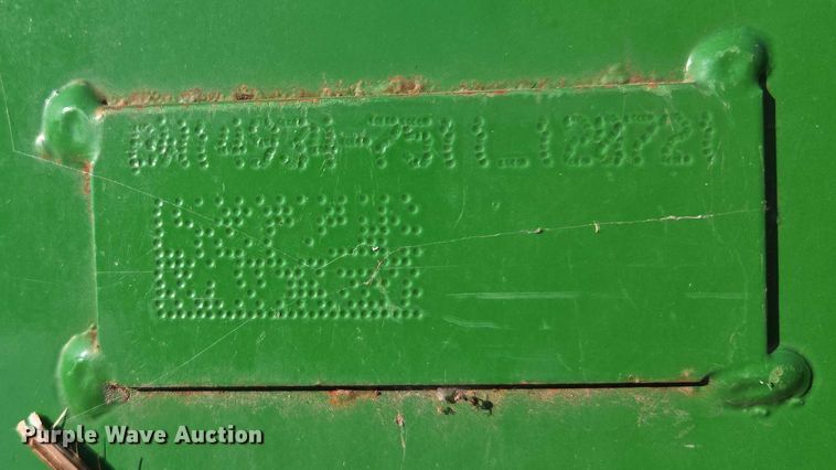 image for item EF1819 1994 John Deere 7200 MFWD tractor