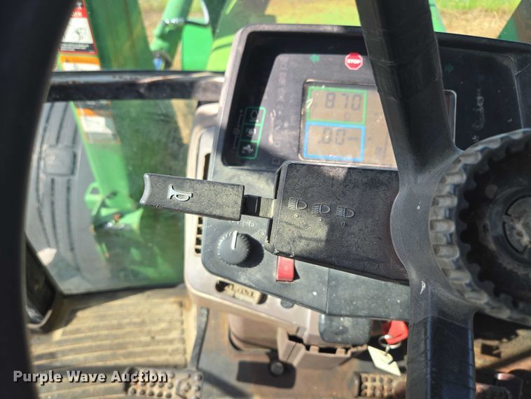 image for item EF1819 1994 John Deere 7200 MFWD tractor