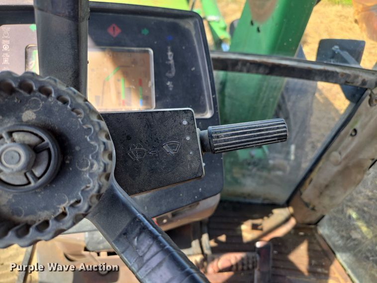 image for item EF1819 1994 John Deere 7200 MFWD tractor