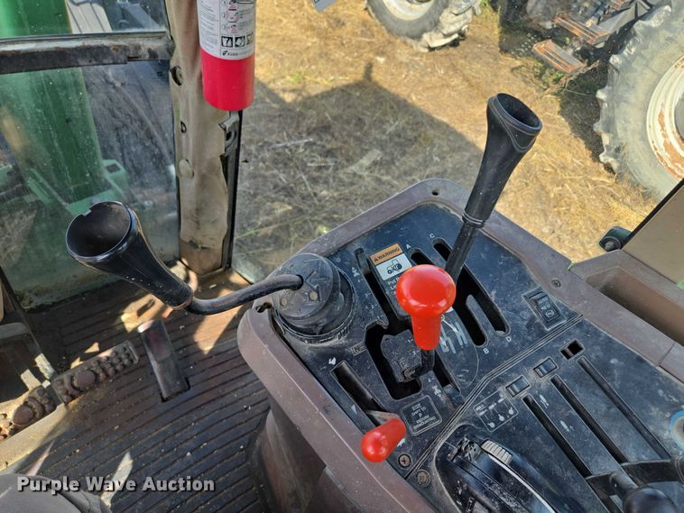 image for item EF1819 1994 John Deere 7200 MFWD tractor