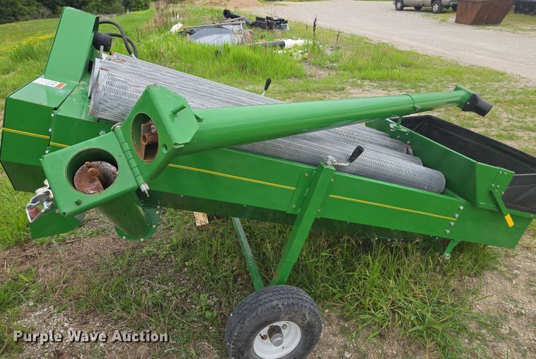 image for item EF1822 Kwik-Kleen 572 grain cleaner