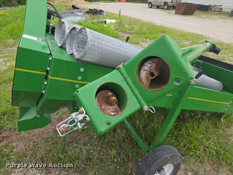 image for item EF1822 Kwik-Kleen 572 grain cleaner