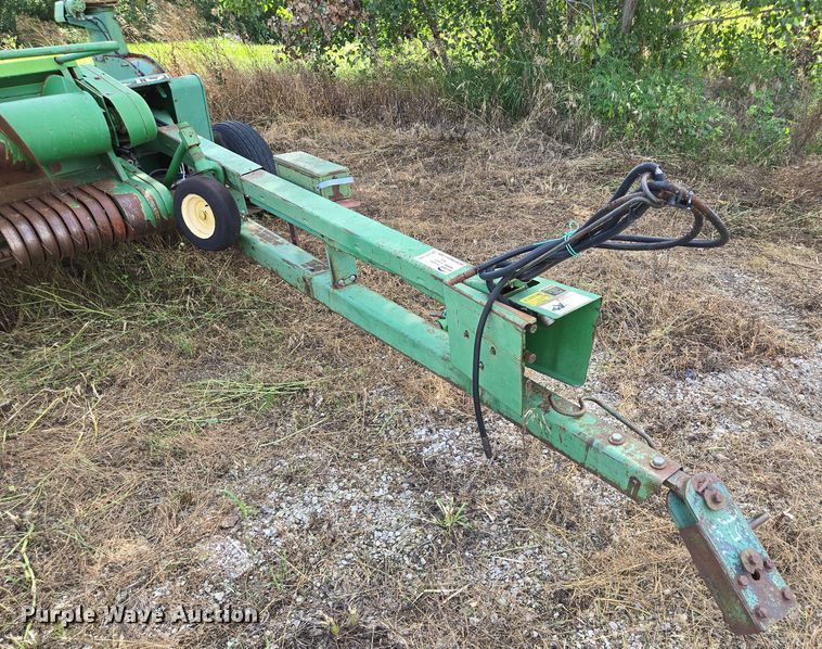 image for item EF1825 1989 John Deere 3970 forage harvester