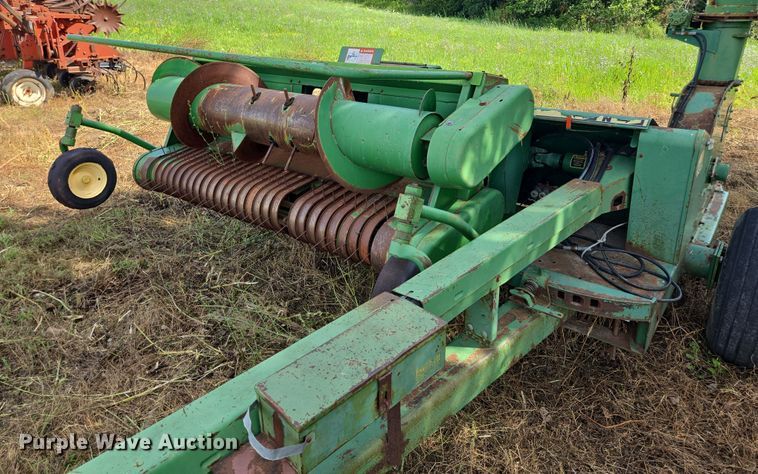 image for item EF1825 1989 John Deere 3970 forage harvester