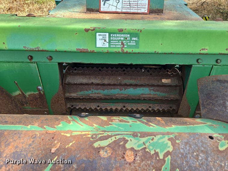 image for item EF1825 1989 John Deere 3970 forage harvester