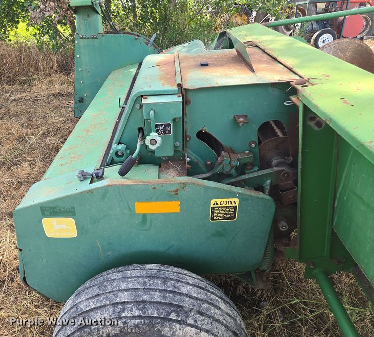 image for item EF1825 1989 John Deere 3970 forage harvester
