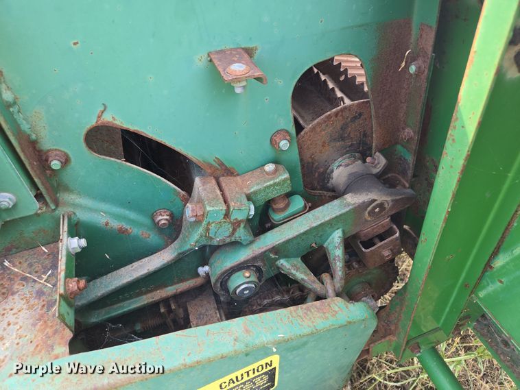 image for item EF1825 1989 John Deere 3970 forage harvester