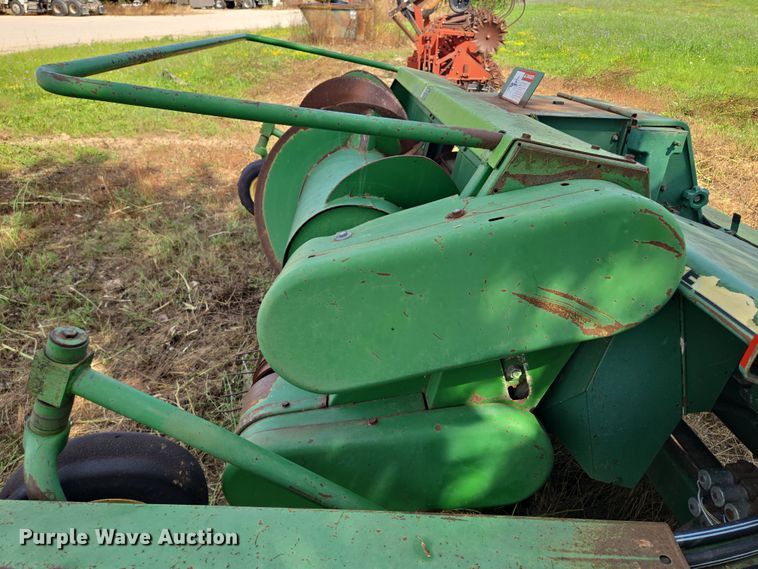 image for item EF1825 1989 John Deere 3970 forage harvester