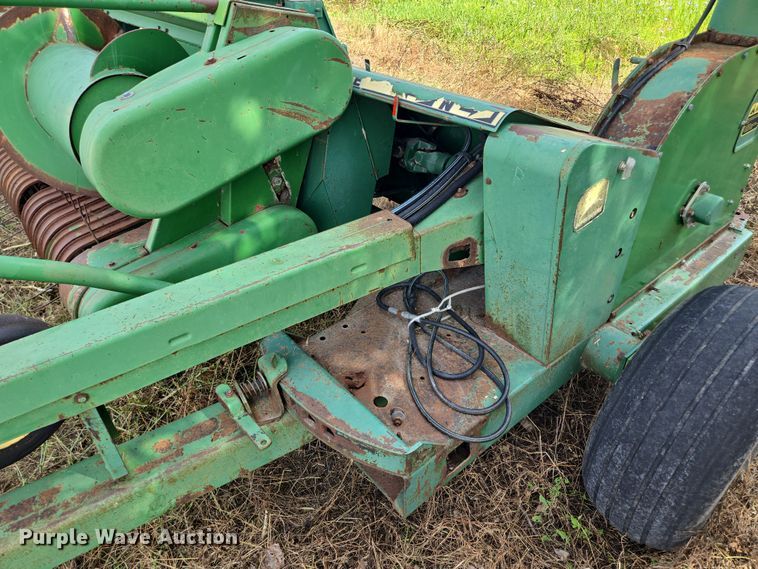 image for item EF1825 1989 John Deere 3970 forage harvester
