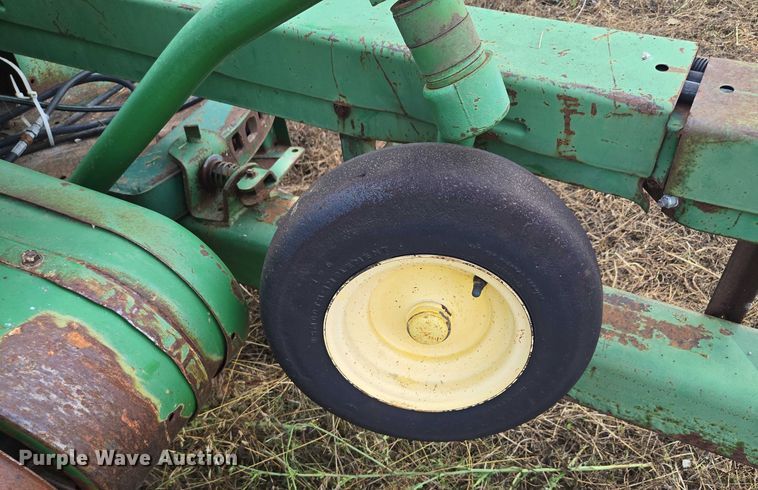 image for item EF1825 1989 John Deere 3970 forage harvester