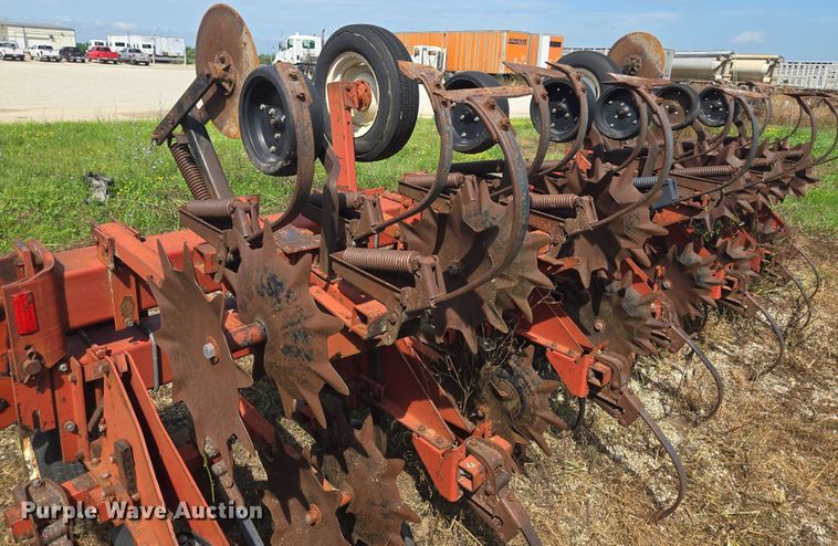 image for item EF1827 International Harvester 183 row crop cultivator
