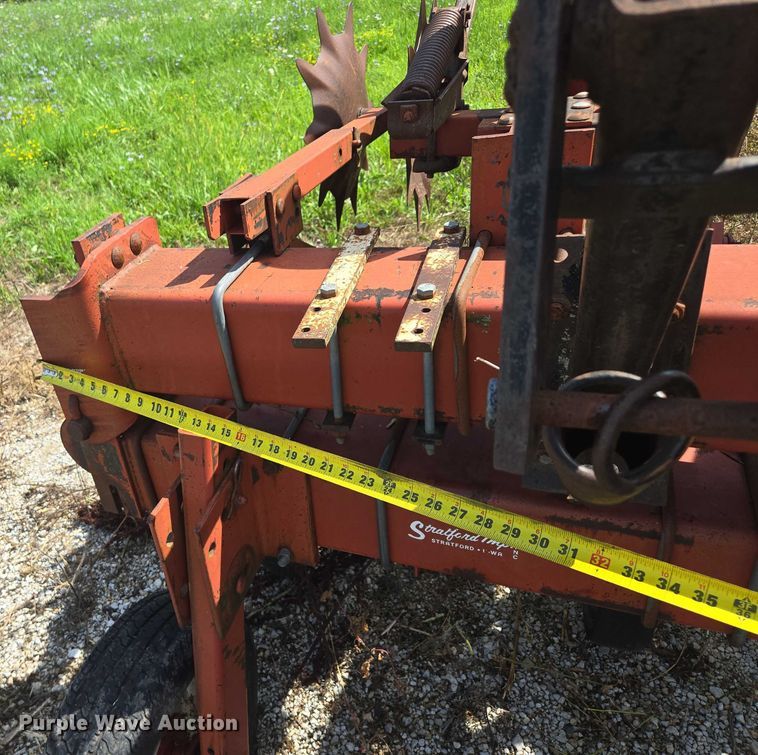 image for item EF1827 International Harvester 183 row crop cultivator