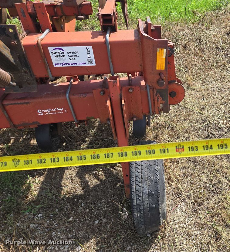 image for item EF1827 International Harvester 183 row crop cultivator