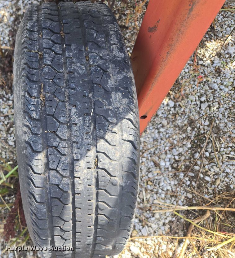 image for item EF1827 International Harvester 183 row crop cultivator