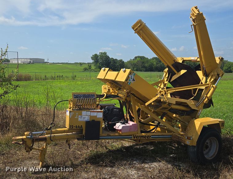 image for item EF1828 Vermeer TS44A tree spade