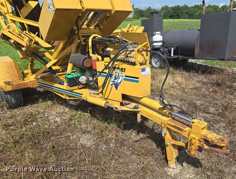 image for item EF1828 Vermeer TS44A tree spade