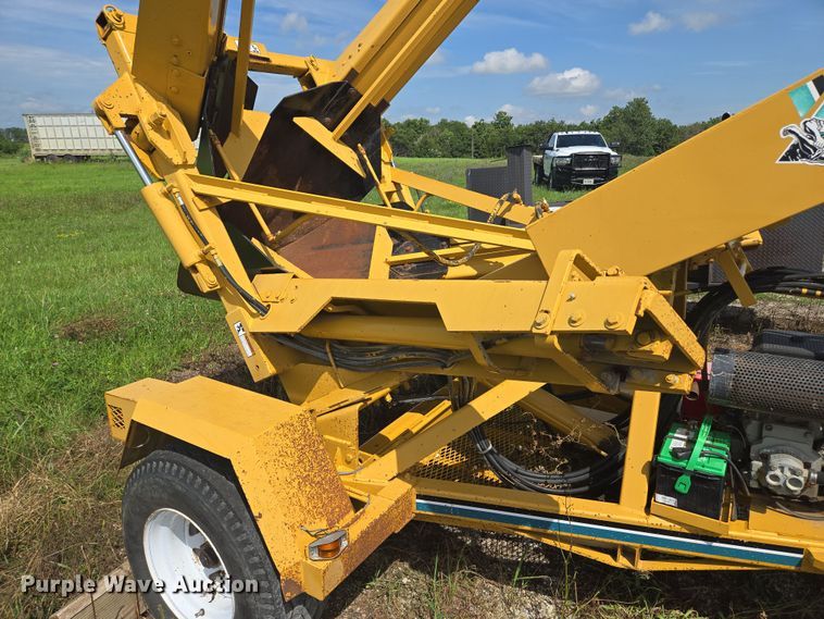 image for item EF1828 Vermeer TS44A tree spade