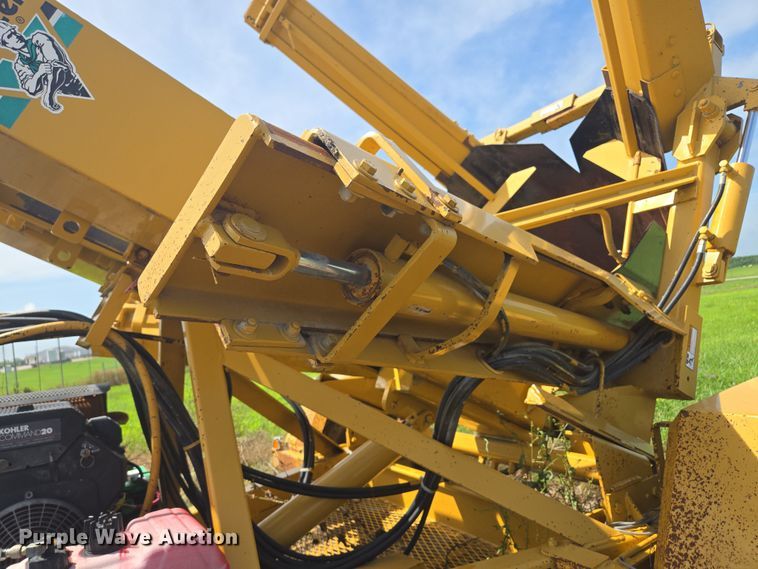 image for item EF1828 Vermeer TS44A tree spade