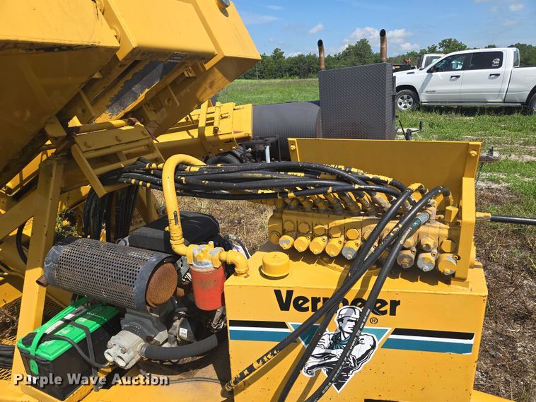 image for item EF1828 Vermeer TS44A tree spade