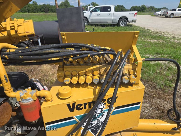 image for item EF1828 Vermeer TS44A tree spade