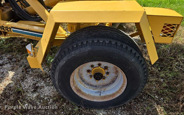 image for item EF1828 Vermeer TS44A tree spade