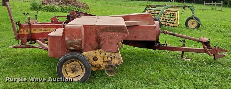 image for item EF1848 New Holland  269 small square baler
