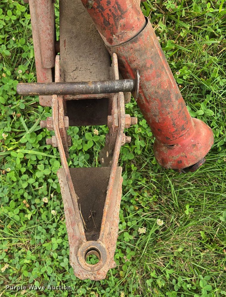 image for item EF1848 New Holland  269 small square baler