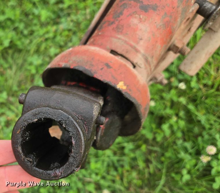 image for item EF1848 New Holland  269 small square baler