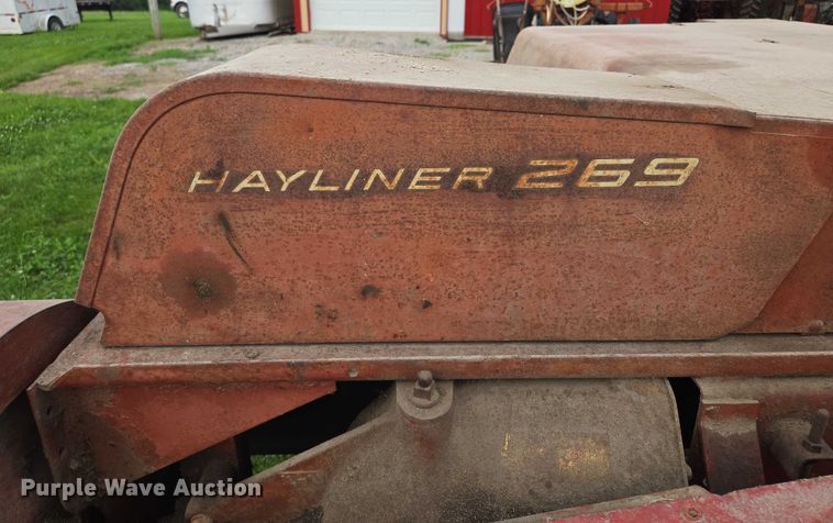 image for item EF1848 New Holland  269 small square baler