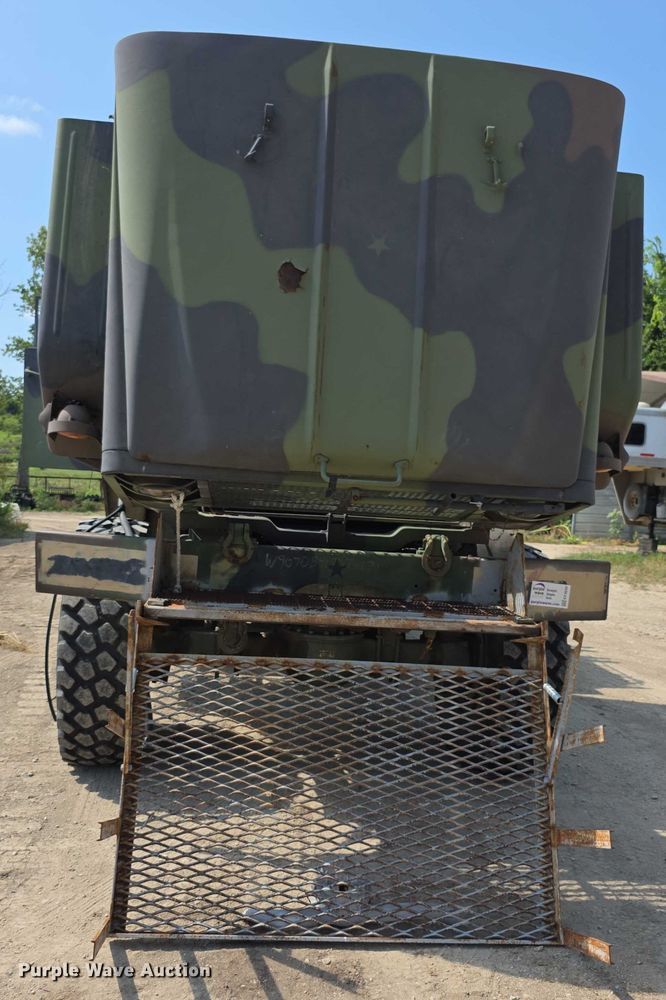 image for item EF3630 1990 BMY 5 Ton M923A2  flatbed truck