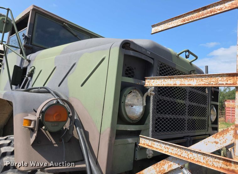 image for item EF3630 1990 BMY 5 Ton M923A2  flatbed truck